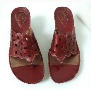 Clark's Artisan Collection Wedge Sandals Shoes Size 8M Maroon Casual